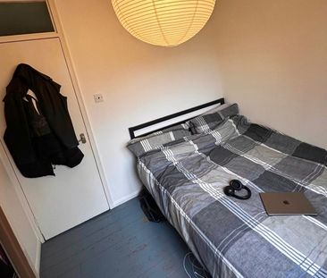 Room in a Shared House, Edwins Mead, E9 - Photo 1