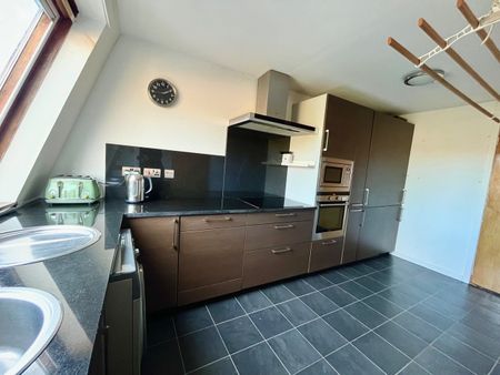 2 Bed Flat, Clarence Gardens, G11 - Photo 5