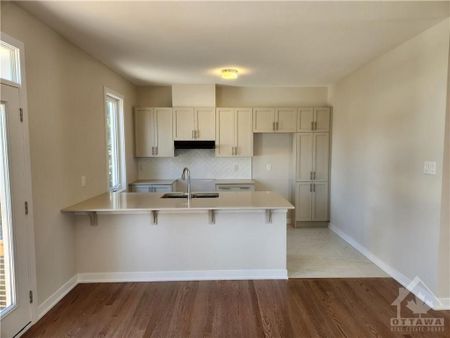 For Lease - 271 Falsetto Street, Orleans - Convent Glen and Area, Ontario - Photo 3