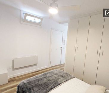 Piso de alquiler en Tres Olivos - Valverde - Photo 1