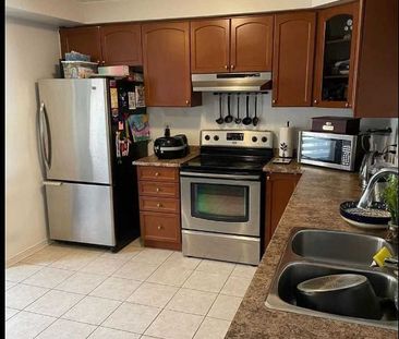 For Lease - 5725 Tenth Line Unit# 7, Mississauga, Ontario - Photo 3