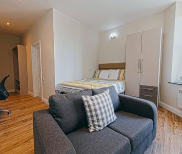 Studio to rent - Photo 1