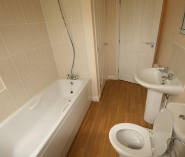 2 bed apartment to rent in Cambridge Square, Middlesbrough, TS5 - Photo 6