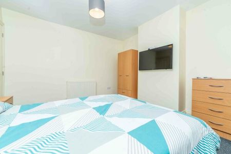 35 Nunthorpe Grove - Photo 5