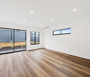 Contemporary Living in Mickleham - Photo 1