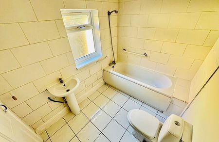 Ivanhoe Street, Dudley, DY2 0YA - Photo 5