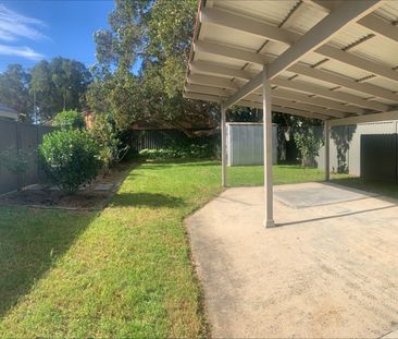 Half-house with own entry - Photo 2