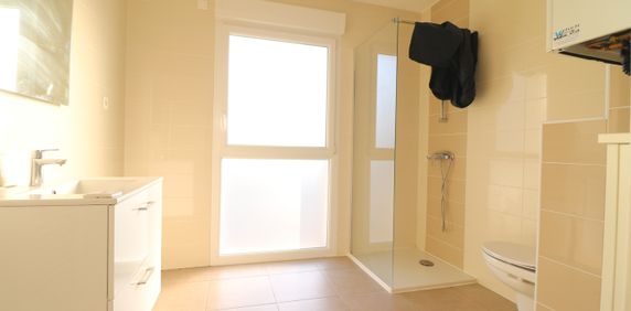 HETTANGE-GRANDE – Studio – Une pièce – Terrasse – Box en sous-sol - Photo 2