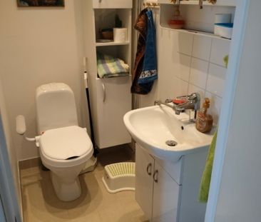 Järfälla - 1rok - tillsv - 4.750kr/mån - Photo 3