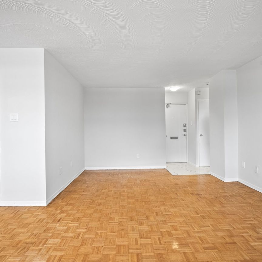 For Lease - 105 Rowena Drive Unit# 802, Toronto, Ontario - Photo 1