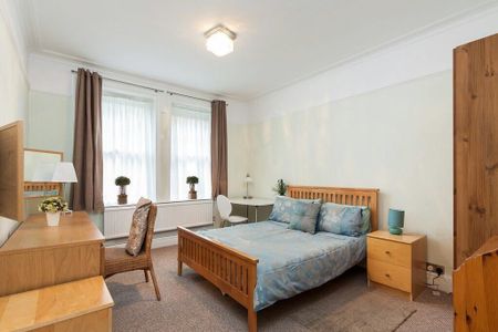 2 Bed Flat, Crawford Mansions, W1H - Photo 2