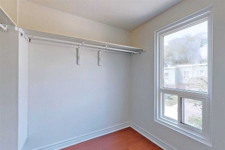 For Lease - 120 Woody Vine Way, Toronto, Ontario - Photo 2