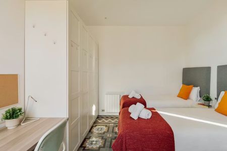 Carrer de Balmes, Barcelona, Catalonia 08007 - Foto 3