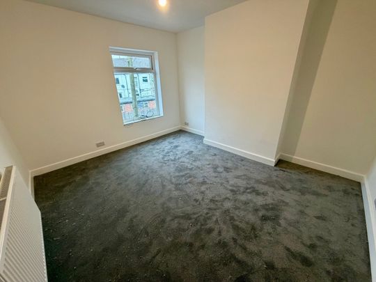 NEW STREET - Photo 1