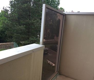 T3 de 55.62m² avec balcon - quartier Vieilles Perrières - Photo 2