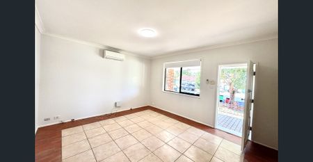 RENOVATED HOMELY OASIS! - Photo 4