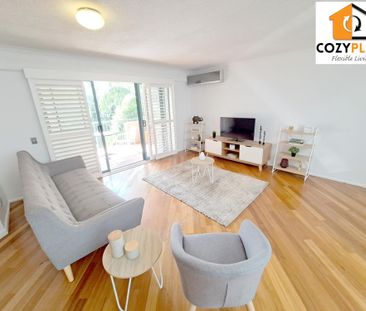 East Brisbane - Photo 2