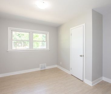 For Lease - 21 Brisbane Glen Unit# Main, St. Catharines, Ontario - Photo 4