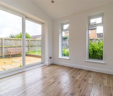 3 bedroom semi-detached house to rent - Photo 5