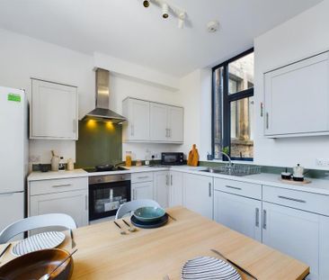 5 bedroom flat to rent - Photo 6