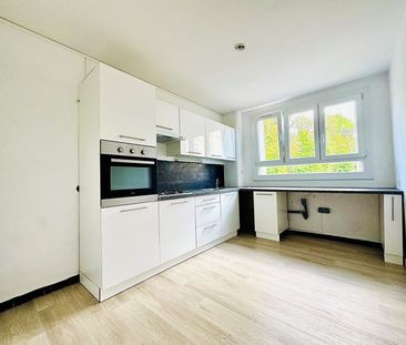 Location Appartement 4 pièces 74m² - Photo 2