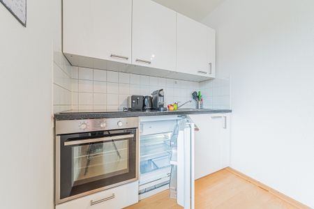 City-Residence: Großzügiges und neu möbliertes Apartment in begehrter Stadtteillage - Photo 5