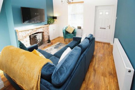 2 bedroom terraced house to rent - Photo 5