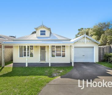 Three Bedroom Family Home- BRAND NEW CARPET - Photo 1