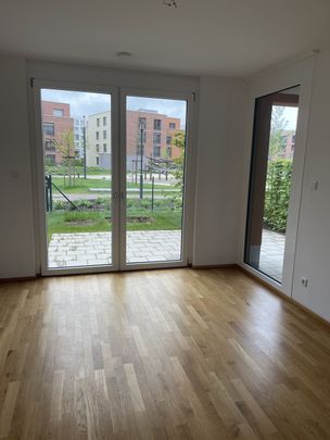 3-Zimmer-Wohnung mit Einbauküche und Terrasse mit Gartenanteil 15.02 - Foto 1