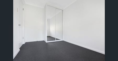 Close Proximity to University! - Photo 5