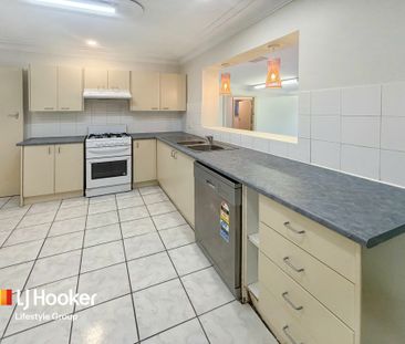 41A Thirlmere Way, Tahmoor - Photo 3