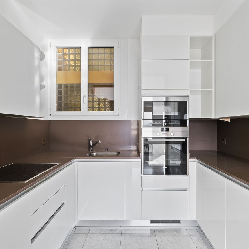 SPLENDIDO APPARTAMENTO 3.5 LOCALI CON VISTA SUL LAGO DI LUGANO - Foto 1