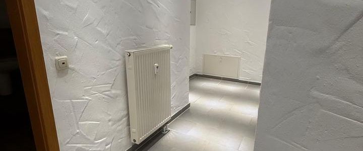 Moderne 3-Zimmer -Wohnung mit neuer Küche, 2 Balkonen/Stellplatz - Foto 1