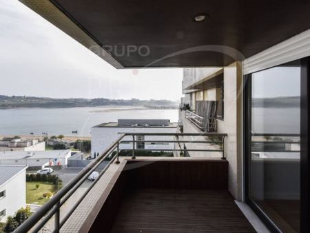 3 bedroom luxury Flat for rent in Foz (Foz do Douro), Porto, Distrito do Porto - Photo 3