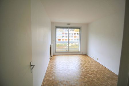 Location Appartement 4 pièces 92m² - Photo 3
