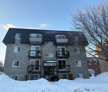 À louer / Appartement - Photo 1