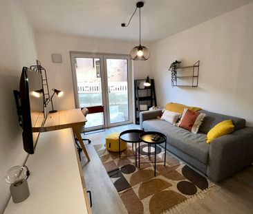 Exklusives Apartment mit Terrasse in zental gelegenem Neubau - Photo 4