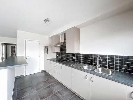 Appartement met twee slaapkamers nabij centrum Ninove - Photo 2