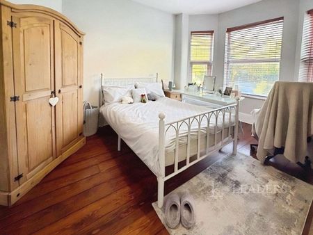 6 bedroom semi-detached house to rent - Photo 4