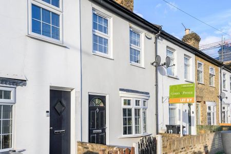 2 bedroom cottage to rent - Photo 3