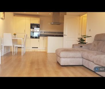 2 bedroom flat to rent - Photo 4