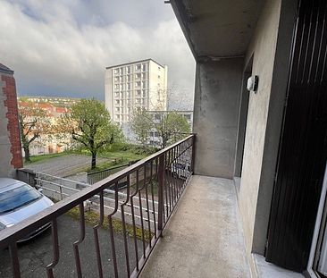 : Appartement 45.0 m² à ST ETIENNE - Photo 2