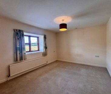3 bedroom detached house to rent - Photo 3