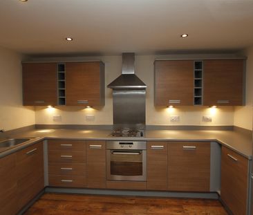 Bouverie Court, Leeds City Centre, LS9 8LB - Photo 2