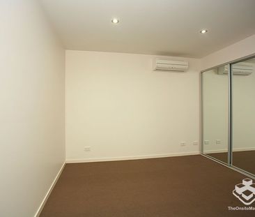 Available Now! 3 Bed 2 Bath 2 Parking - Lifestyle & Convenience at ... - Photo 2