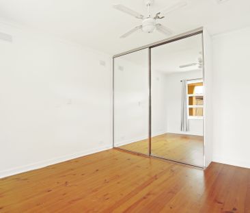 Freshly Painted Family Home in the Heart of Tranmere! - Photo 4