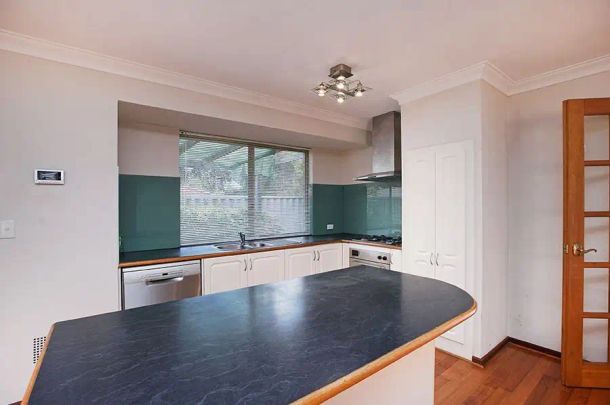 64 Gratwick Terrace, Murdoch WA 6150 - Photo 1