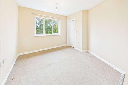 Tower Close, East Grinstead, West Sussex, RH19 - Photo 3