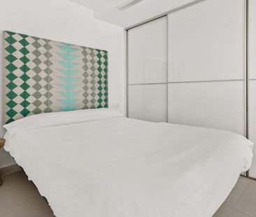 5 bedroom luxury Villa for rent in Cap Martinet, Balearic Islands - Photo 1