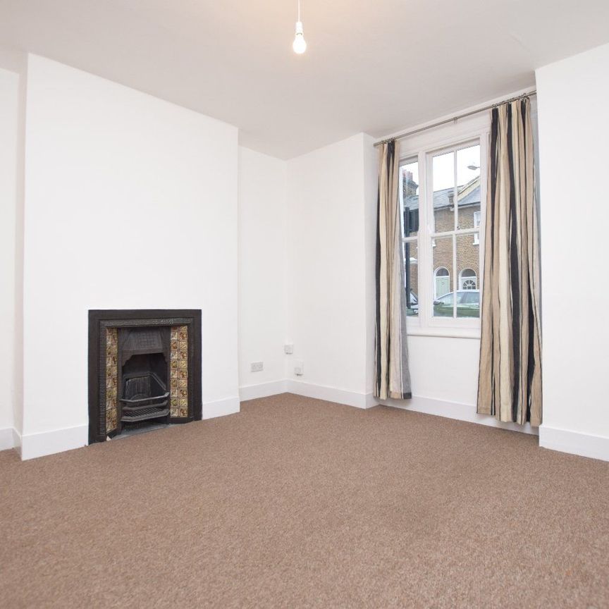 Calvert Road, London, SE10 - Photo 1